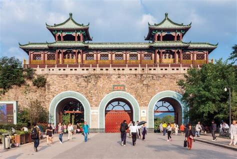 A Porta de Zhongshan, um portal para a história e um ícone arquitetônico!